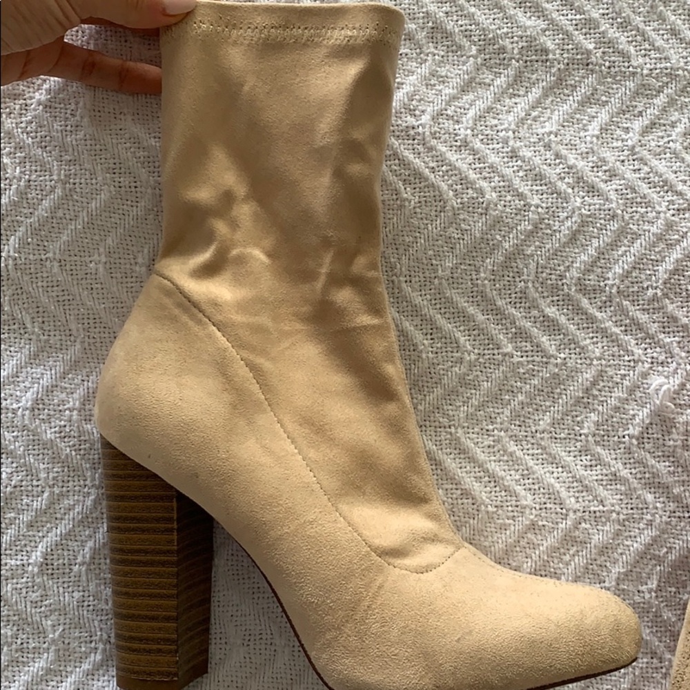 Boot heels - Picture 2 of 3